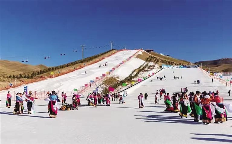 央视“冬奥来了”节目聚焦乌鞘岭国际滑雪场